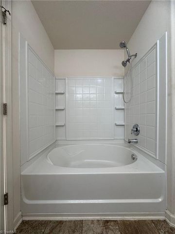 1262 Stonefield Crossing Court, Winston-salem, NC 27107