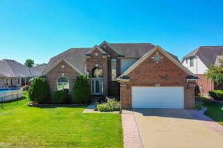 15892 Hyacinth Drive, Macomb Twp, MI 48042
