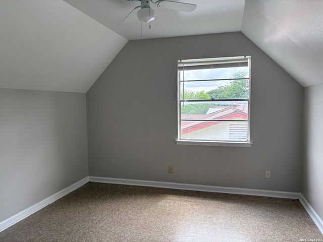 6286 Apple Valley Drive, San Antonio, TX 78242