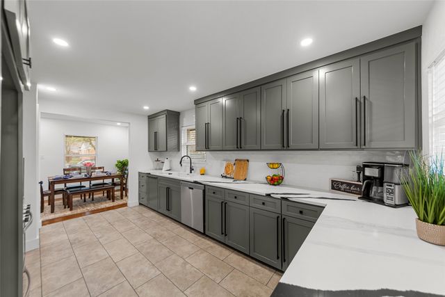 2945 Healey Drive, Dallas, TX 75228