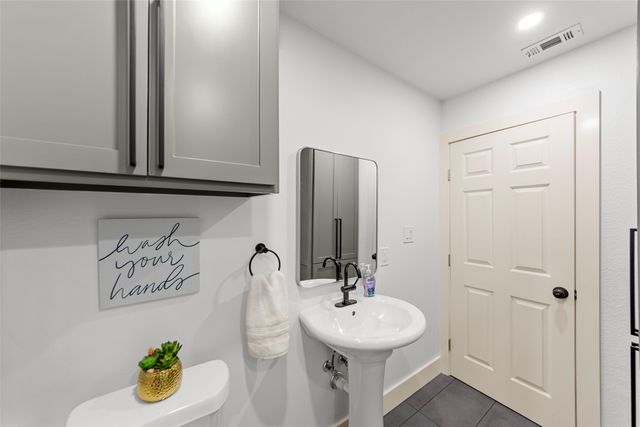 2945 Healey Drive, Dallas, TX 75228