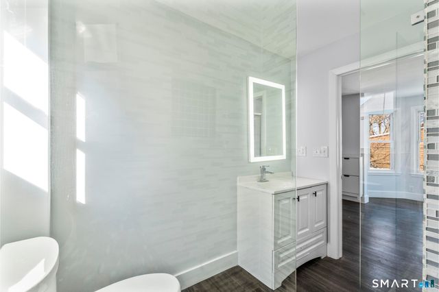 59 Pine Street, Hamden, CT 06514