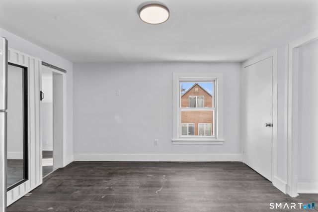 59 Pine Street, Hamden, CT 06514