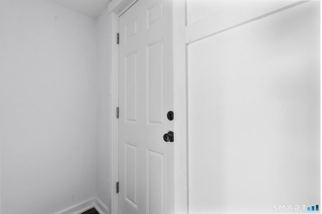 59 Pine Street, Hamden, CT 06514