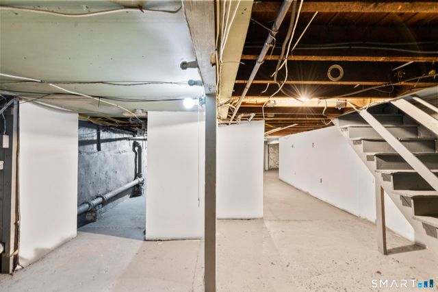 59 Pine Street, Hamden, CT 06514