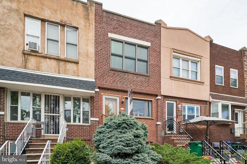 2816 S MARVINE ST, PHILADELPHIA, PA 19148 — photo 2