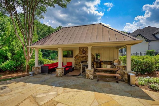 1007 Legacy Hills Drive, Mcdonough, GA 30253
