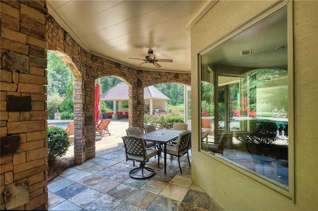 1007 Legacy Hills Drive, Mcdonough, GA 30253