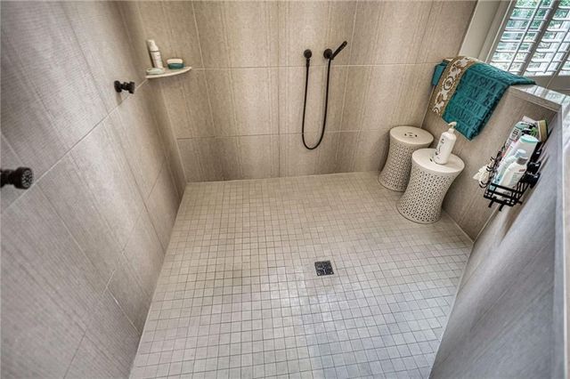 1007 Legacy Hills Drive, Mcdonough, GA 30253