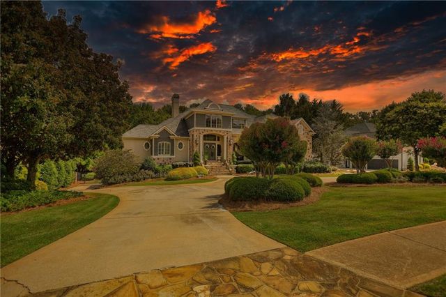 1007 Legacy Hills Drive, Mcdonough, GA 30253