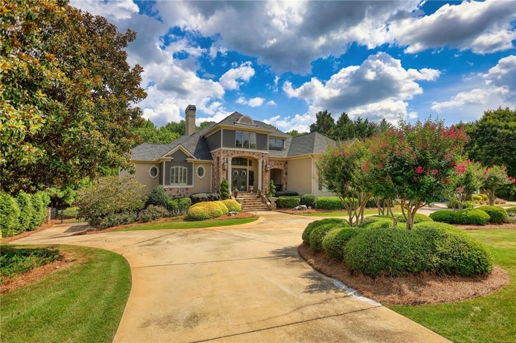 1007 Legacy Hills Drive, Mcdonough, GA 30253