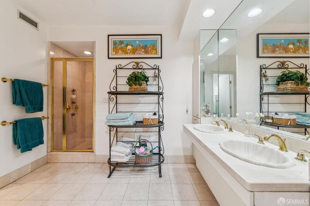 1150 Sacramento Street 102, San Francisco, CA 94108
