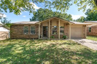 1510 14th Circle, Barling, AR 72923