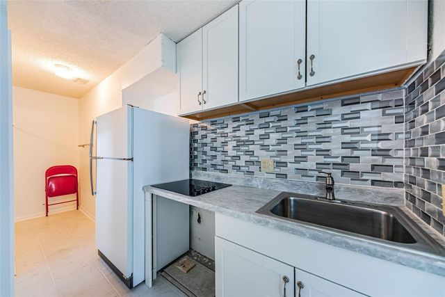 8419 125TH PLACE, Largo, FL 33773