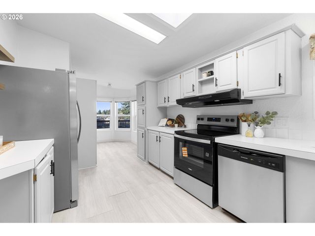 13250 Se SCHILLER St 73, Portland, OR 97236