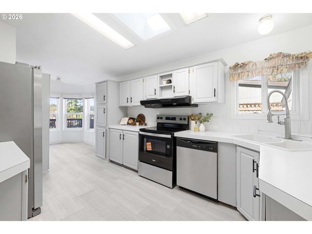 13250 Se SCHILLER St 73, Portland, OR 97236