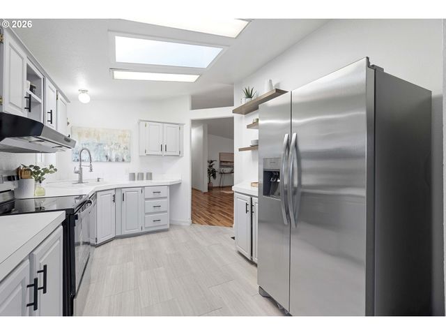 13250 Se SCHILLER St 73, Portland, OR 97236