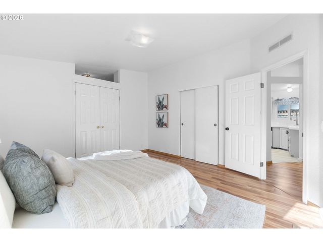 13250 Se SCHILLER St 73, Portland, OR 97236