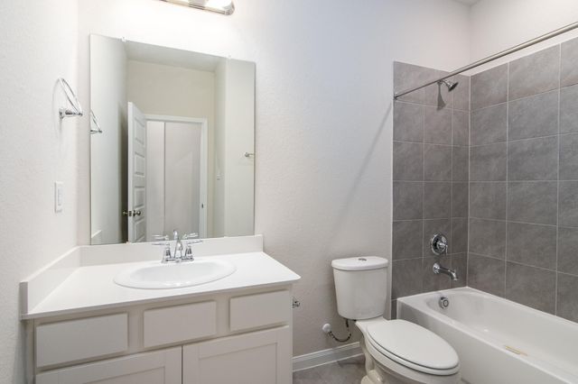 18499 Sunrise Maple Drive, Conroe, TX 77316