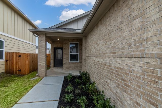 18499 Sunrise Maple Drive, Conroe, TX 77316