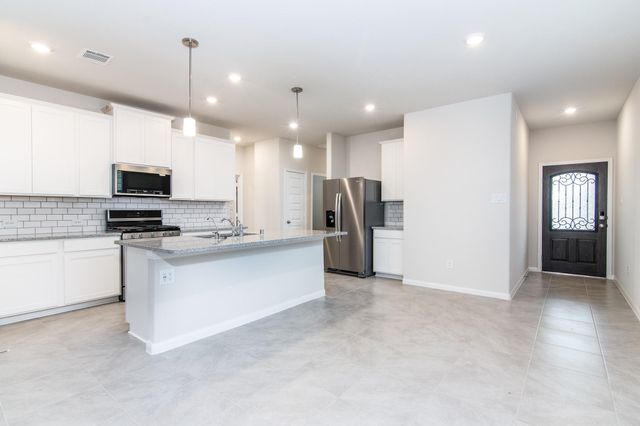 18499 Sunrise Maple Drive, Conroe, TX 77316