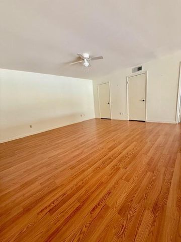 12633 Memorial Drive 224, Houston, TX 77024