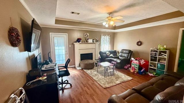 2445 Peabody Drive, Conway, AR 72032