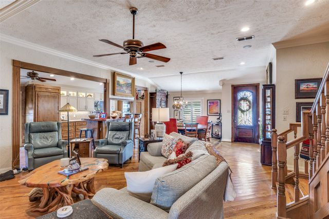 9159 Dunmore Drive, Dallas, TX 75231