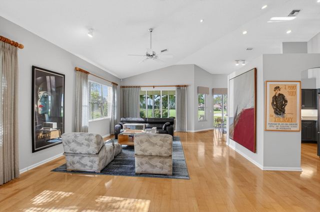 6894 Swan Sea Lane, Boynton Beach, FL 33472