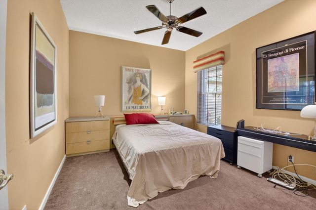 6894 Swan Sea Lane, Boynton Beach, FL 33472