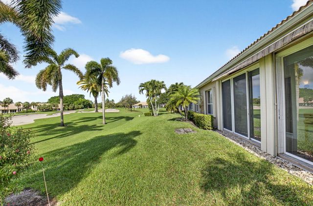 6894 Swan Sea Lane, Boynton Beach, FL 33472