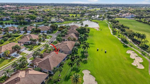 6894 Swan Sea Lane, Boynton Beach, FL 33472