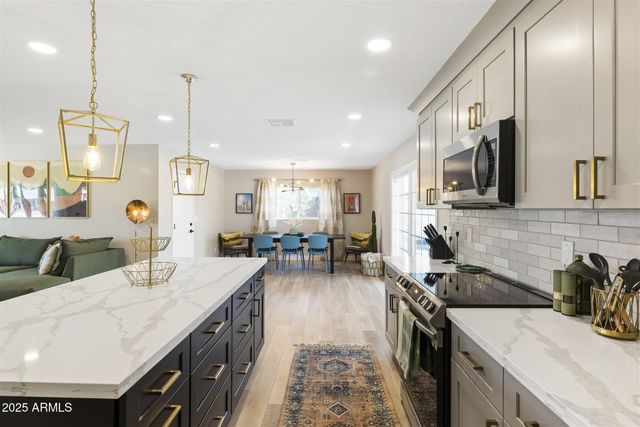 8640 E DIANNA Drive, Scottsdale, AZ 85257