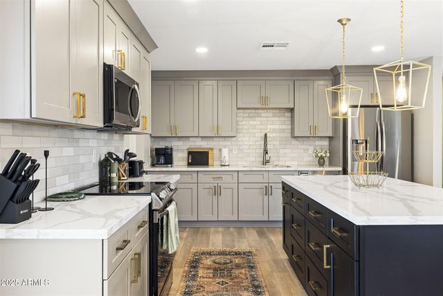 8640 E DIANNA Drive, Scottsdale, AZ 85257