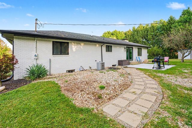 19964 County Road 18, Goshen, IN 46528