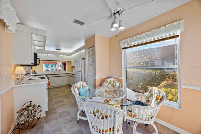 5721 CASA DEL SOL BOULEVARD 3223, Sarasota, FL 34233