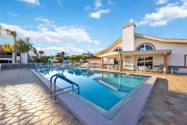 5721 CASA DEL SOL BOULEVARD 3223, Sarasota, FL 34233