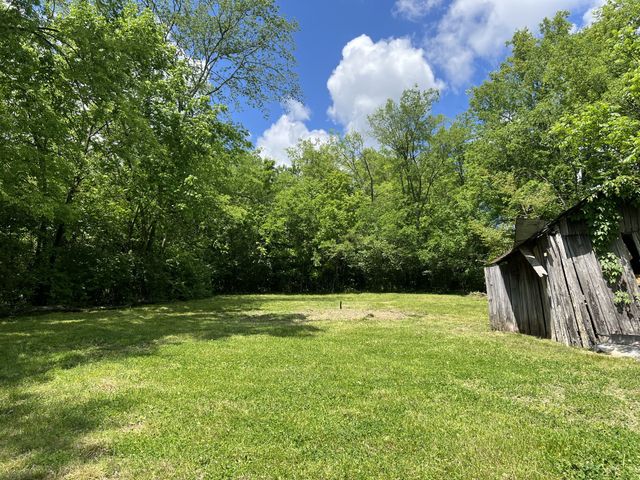 2405 Lloyd Ave, Nashville, TN 37218