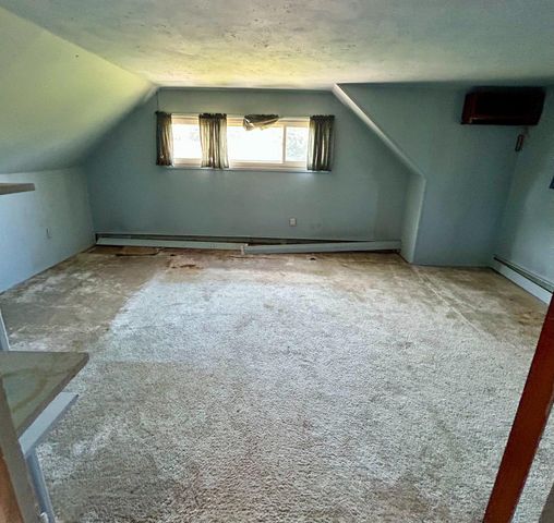 43 FALCON RD, Levittown, PA 19056
