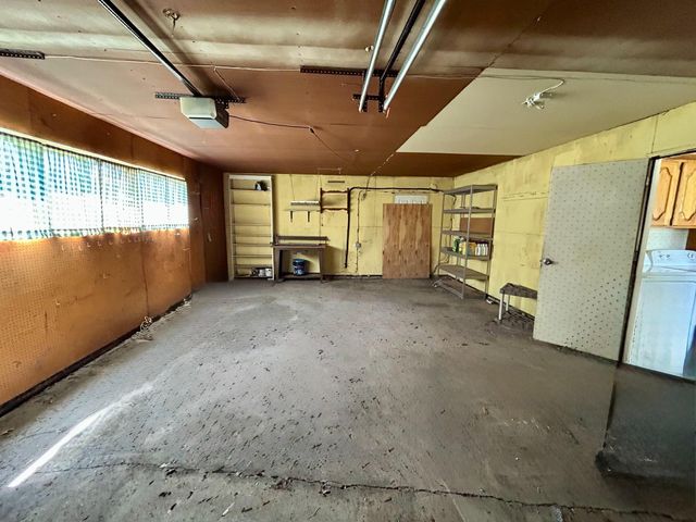 43 FALCON RD, Levittown, PA 19056