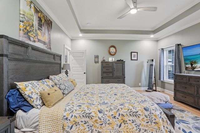 163 Honeybee Dr, Unionville, TN 37180