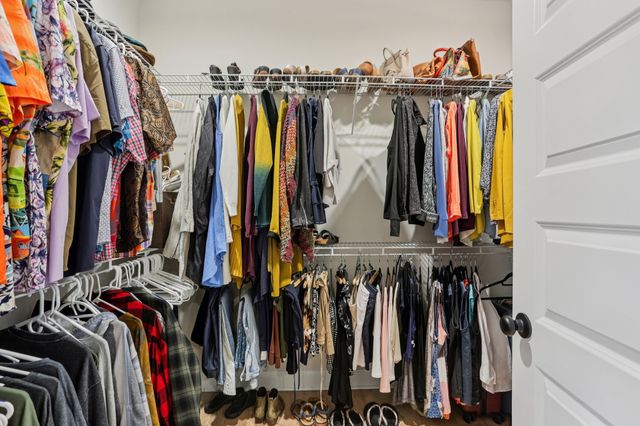 163 Honeybee Dr, Unionville, TN 37180