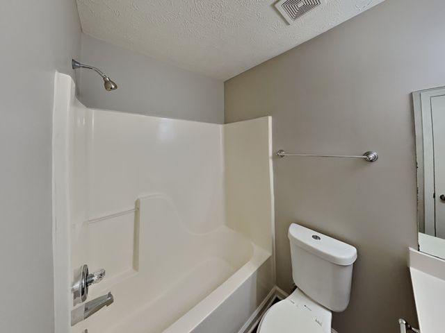 1535 Ballater Dr, Murfreesboro, TN 37128