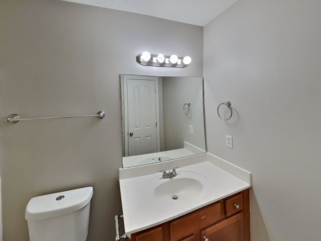 1535 Ballater Dr, Murfreesboro, TN 37128