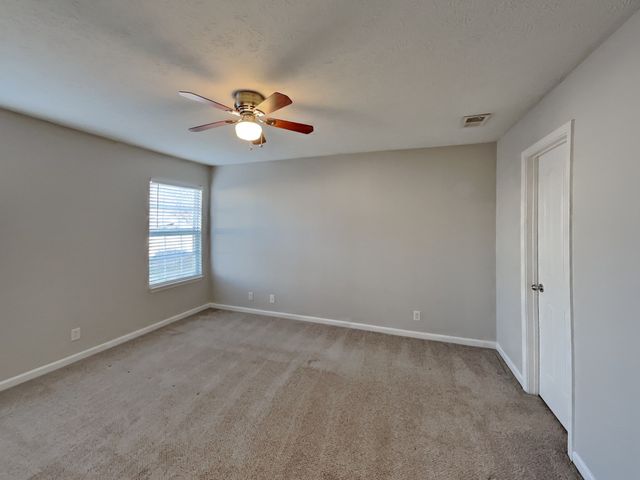 1535 Ballater Dr, Murfreesboro, TN 37128