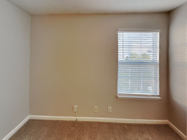 1535 Ballater Dr, Murfreesboro, TN 37128