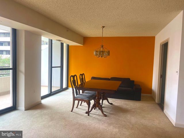 1300 CRYSTAL DR #1001S, Arlington, VA 22202