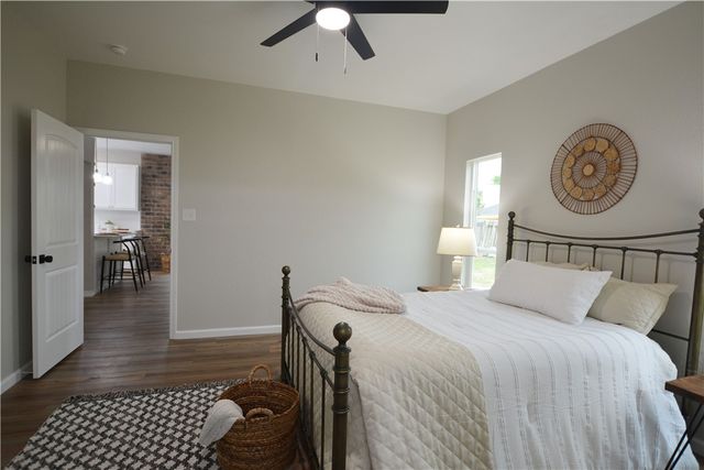 2146 Alazan Dr, Corpus Christi, TX 78418