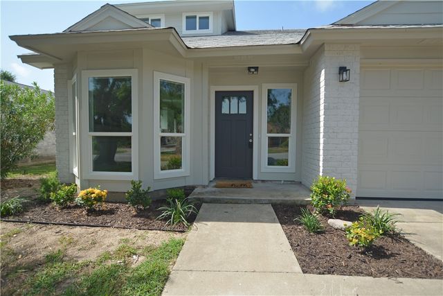 2146 Alazan Dr, Corpus Christi, TX 78418