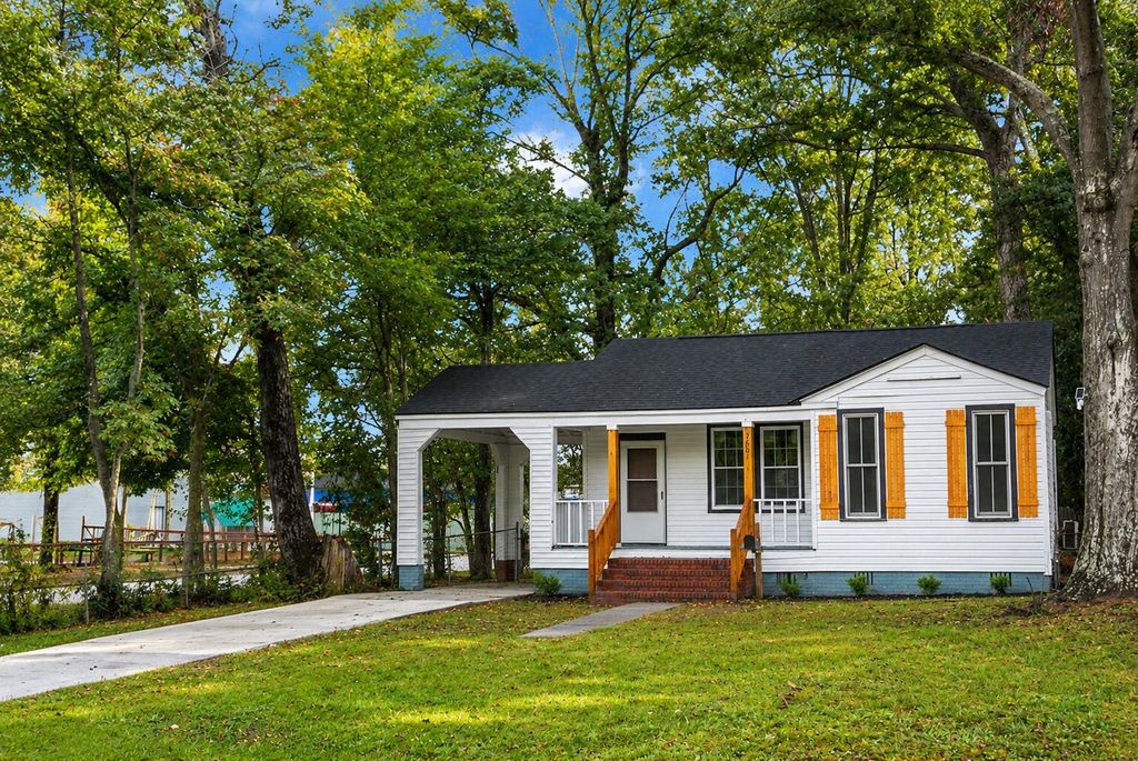 2601 S Allen Drive, North Charleston, SC 29405